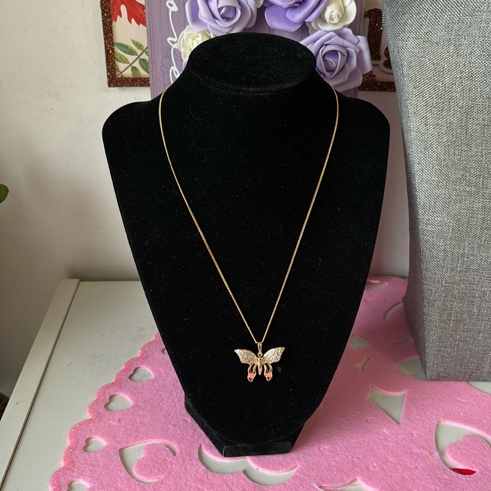 Cadena 18 k.gold plated de mariposa